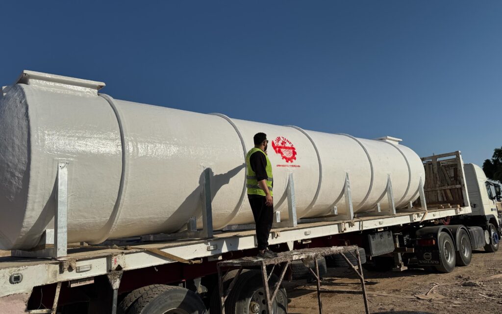 خزان فيبر جلاس (GRP) اسطواني افقي