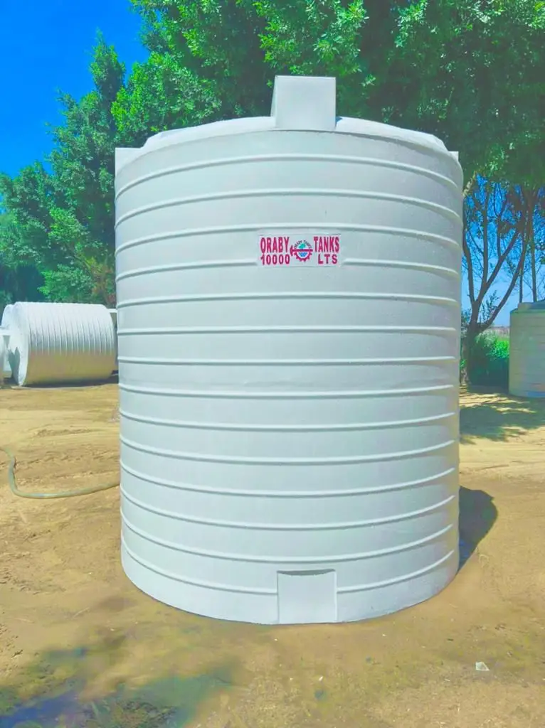 خزانات مياه بولي إيثيلين